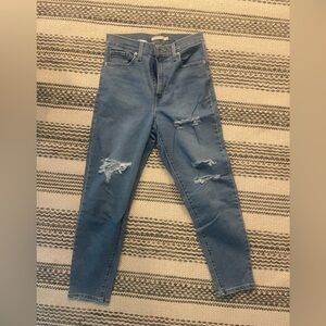 Levi’s High waisted mom jeans